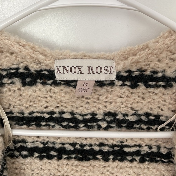 Long Sleeve Cardigan - Picture 2 of 4